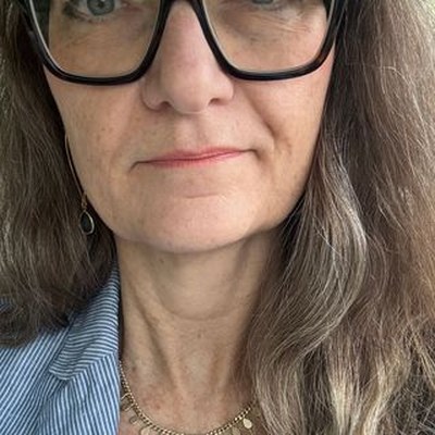 Beth Nelson