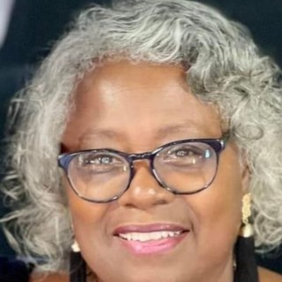 Carolyn J Henderson