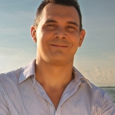 Dr. Angelo Pezzote