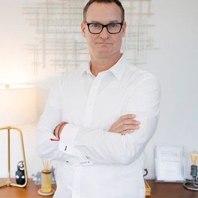 Dr. Daniel Singley