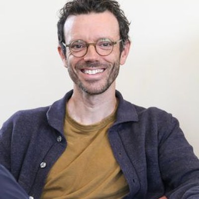 Dr. Jeremy Steglitz