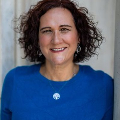 Dr. Kristina Kalaj
