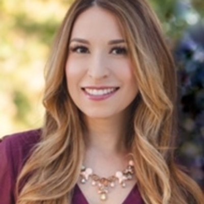 Julie Espinoza