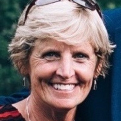 Monica J Starrett