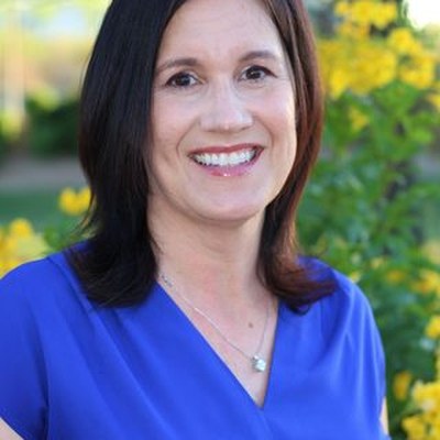 Shannon J Schiefer